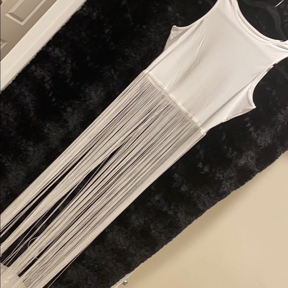 White fringe top - Picture 2 of 6
